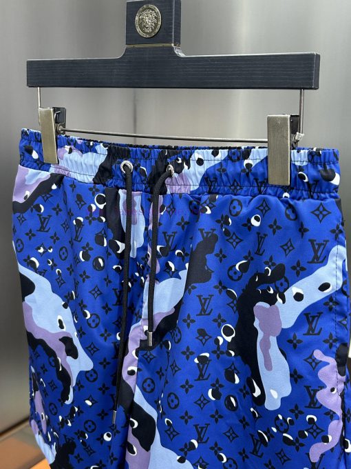 LV 2024 Shorts Beach Pants A Must-have For Beach Travel Are In Stock All Year Round. The Origin a1wt8jlq - Image 8