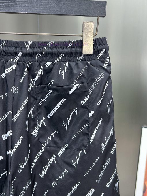 Parisian Maison Is Promoting Men's Casual Shorts And Beach Pants For The Summer Of 2024 Made Of fbbp1g3y - Image 11