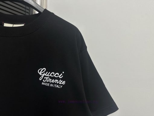 Gucci2025 New Minimalist Letter Logo Pattern Short Sleeved ShirtThe Top Quality Original Short xfwkmh3l - Image 3