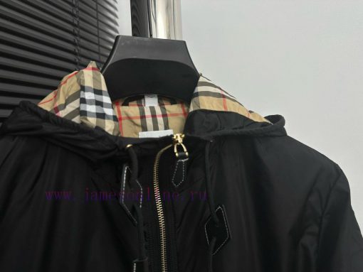 Burberry B's Classic Windbreaker Thin Jacket Is Available For Sale Simultaneously. Customized F 9jisvxax - Image 7