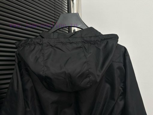 Parda Prada Hooded Waist WindbreakerA Super Cool Trench Coat With A Pure Black Base Color Paire wr7wm5fr - Image 9