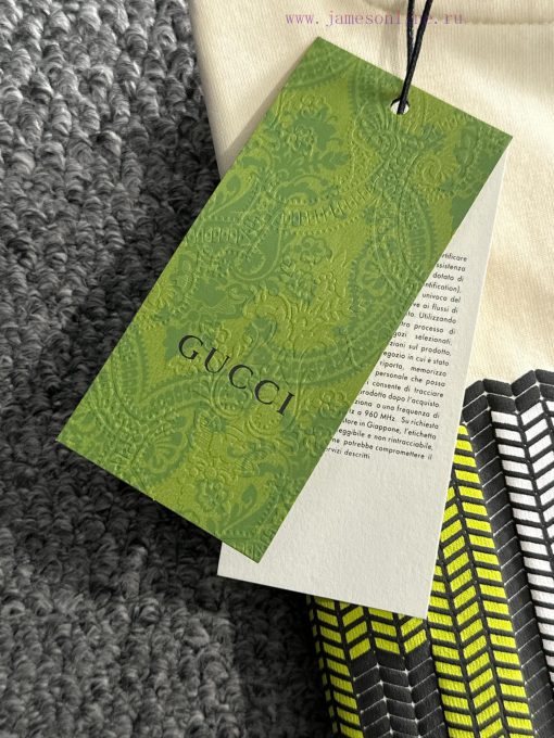 Arrived The Next DayGUCCI 2025 New Classic Plaid Patchwork Custom Pocket Plush Smiley Face Lett 1pvtxdry - Image 9