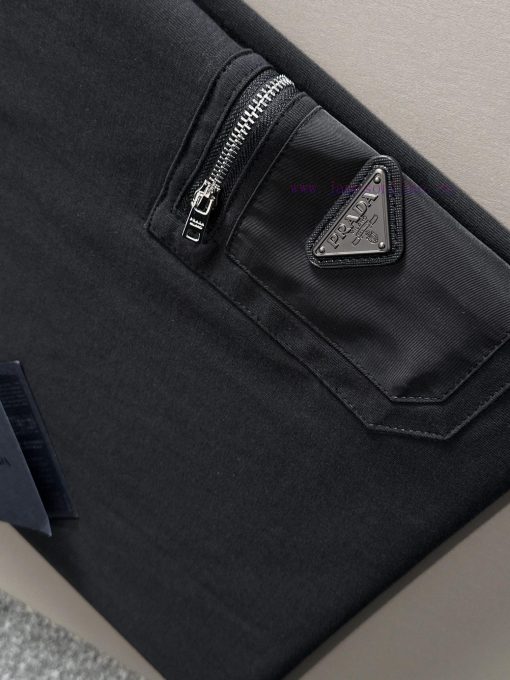Arrived The Next DayPRADA 2025 New Original Fabric+woven Splicing Zipper Pocket Triangle Leathe 588me6pi - Image 7