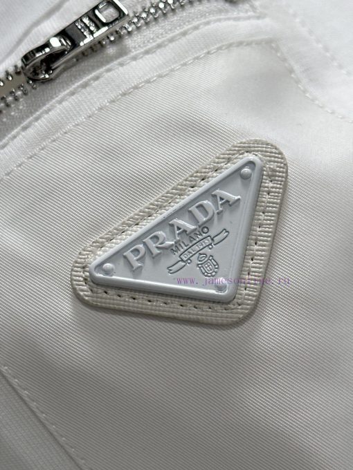 Arrived The Next DayPRADA 2025 New Original Fabric+woven Splicing Zipper Pocket Triangle Leathe 0el2q13l - Image 8