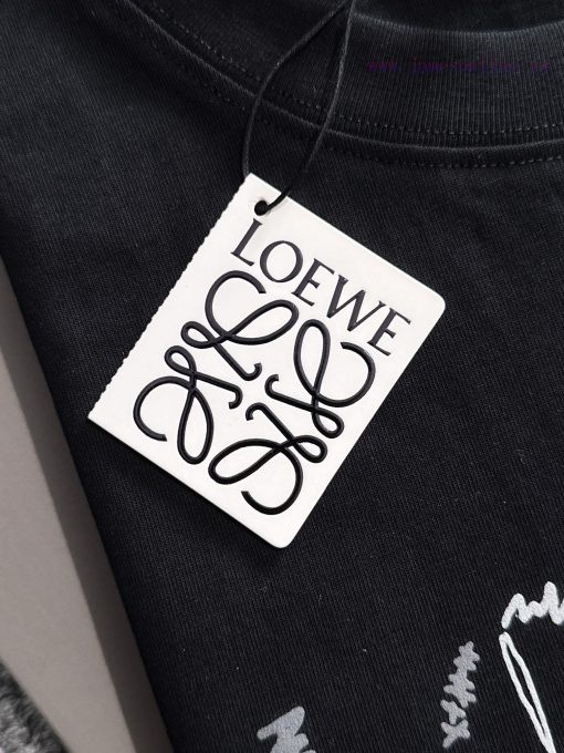 Arrived The Next DayLOEWE 2025 New Tassel Style Plush Letter Logo Patchwork Cuffs Unisex Short g8d0a0dg - Image 8