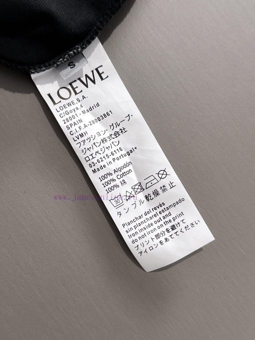 Arrived The Next DayLOEWE 2025 New Tassel Style Plush Letter Logo Patchwork Cuffs Unisex Short g8d0a0dg - Image 9