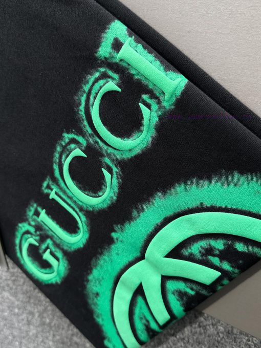 Arrived The Next DayGUCCI 2025 New Inkjet+flocking Double G Letter Logo Unisex Short Sleeved T- 0c2m4ucd - Image 6