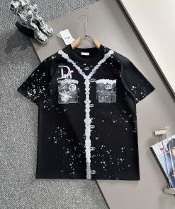 Arrived The Next DayDior 2025 New Inkjet+hand Drawn Letter Logo Unisex Short Sleeved T-shirtCus p9bnux1g