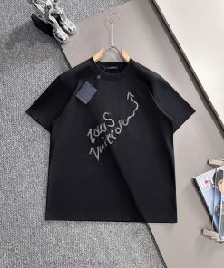 Arrived The Next DayLV Donkey Home 2025 New Plush Foam Crack Letter Logo Unisex Short Sleeved T u0a1cr3r