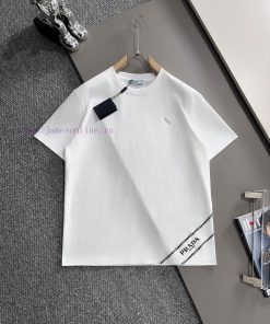 Arrived The Next DayPRADA 2025 New Knitted Splicing Custom Triangle Logo Men's And Women's Same bxic4ey6
