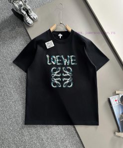 Arrived The Next DayLOEWE 2025 New Graffiti Thread Embroidered Letter Logo Splicing Cuff Men's 46ca7clp