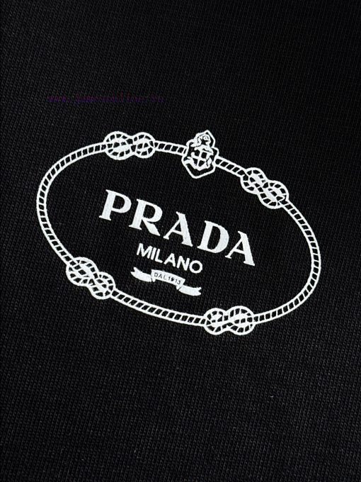 Arrived The Next DayPRADA 2025 New Hem Patchwork Back Plush Letter Logo Unisex Short Sleeved T- pom1bnya - Image 6
