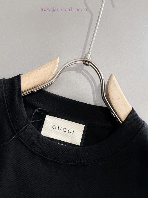 Arrived The Next DayGUCCI 2025 New Double G Stripe Letter Logo Men's And Women's Same Short Sle qyhmfe26 - Image 4