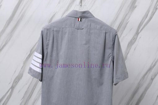Item Number T98TB Thin Qian Brei Cloth Four Bar Short Sleeved ShirtTHOM BROWNE. Tom Brown TB Qi kvaeptjl - Image 6