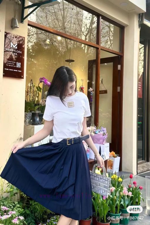 M145 Miumiu Early Spring New Collection Gold Embroidery Small Edition Round Neck Short Sleeve T kh5r7nqs - Image 13