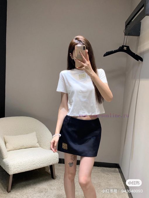 M145 Miumiu Early Spring New Collection Gold Embroidery Small Edition Round Neck Short Sleeve T kh5r7nqs - Image 17