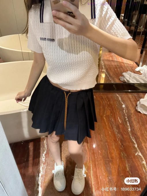 M124 Miumiu Miao Miao New Early Spring Fried Dough Twists Polo Small Jacquard Golo Knitted Shor fovlfnaq - Image 14