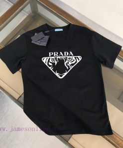 PRADA 24SS Summer New Round Neck Short Sleeved T-shirt Made Of High-end Pure Cotton Fabric With xqgr1x86