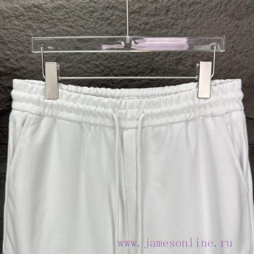 LV Louis Vuitton 2024 New Denim Pocket Minimalist Couple ShortsOriginal Customized Fabric Featu wgrx3jk3 - Image 3