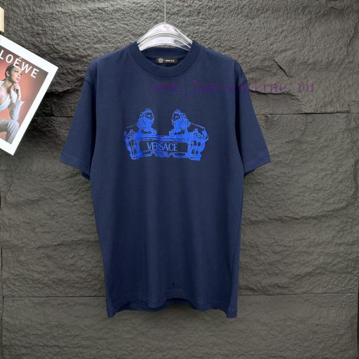 Four ColorsVersace 2024 New Lion 🦁 Letter Pattern Couple's Short Sleeved T-shirtOriginal Fabric b39rcq4c - Image 4