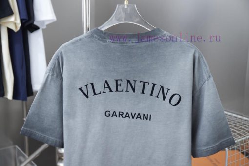 VAL * NTINO Huajia 25SS Early Spring New Style Plush Letter Printed Short Sleeved ShirtLight Lu 42z7npvs - Image 8