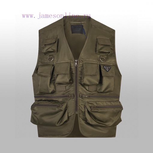 Prada Early Autumn Workwear Nylon Vest Triangle Logo Functional Organ Bag Design Process Is Com j9yoe3jh - Image 2
