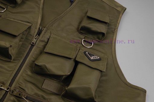 Prada Early Autumn Workwear Nylon Vest Triangle Logo Functional Organ Bag Design Process Is Com j9yoe3jh - Image 7