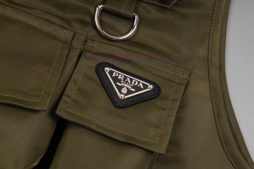 Prada Early Autumn Workwear Nylon Vest Triangle Logo Functional Organ Bag Design Process Is Com j9yoe3jh - Image 9