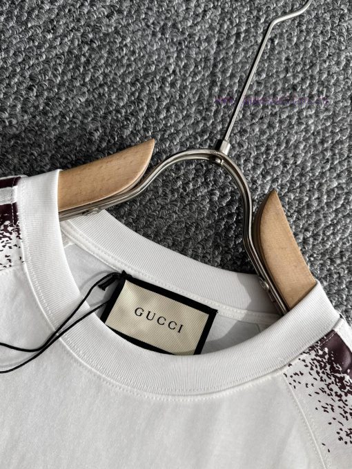 Arrived The Next DayGUCCI 2025 New Patch Pocket Three Bar Striped Ribbon Splicing Dark Print Em zx97z898 - Image 5