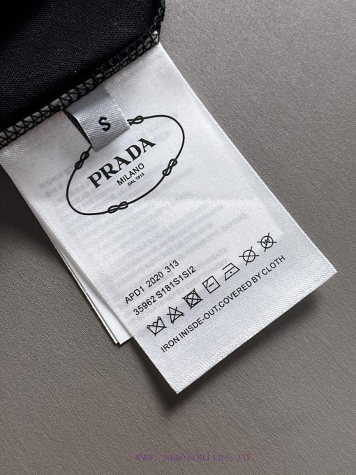 Arrived The Next DayPRADA 2025 New Custom Woven Pocket Lock Buckle Interlocking Triangle Leathe dy8djqgq - Image 9