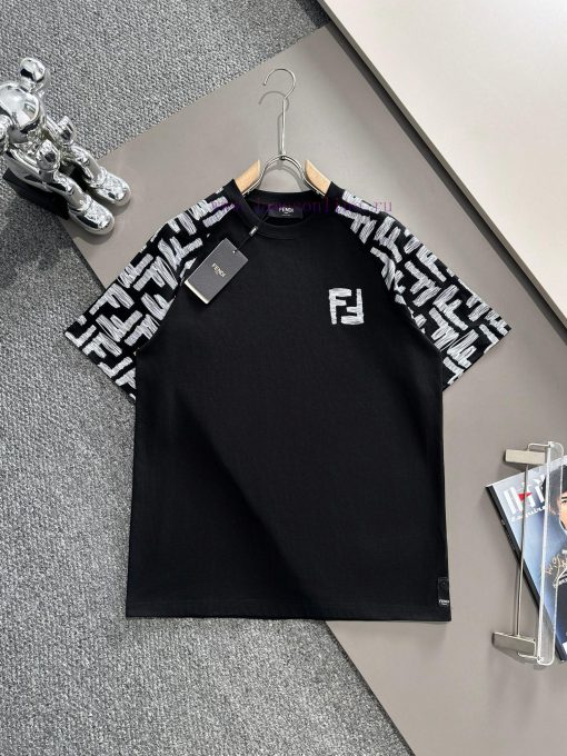 Arrived The Next DayFENDI 2025 New Irregular Thread Double F Letter Logo Back Fleece Monster Me 2tbhv6ll