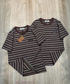 M165 Miumiu Synchronized Striped Pocket Embroidered Short Sleeved T-shirt In Stock Focusing On 6eujvmzg