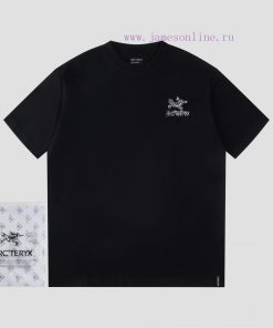 Archaeopteryx Ayc Teryx Model Number F737-12025FW Short Sleeved T-shirt With Bird Letter Logo S fn7ugw2m