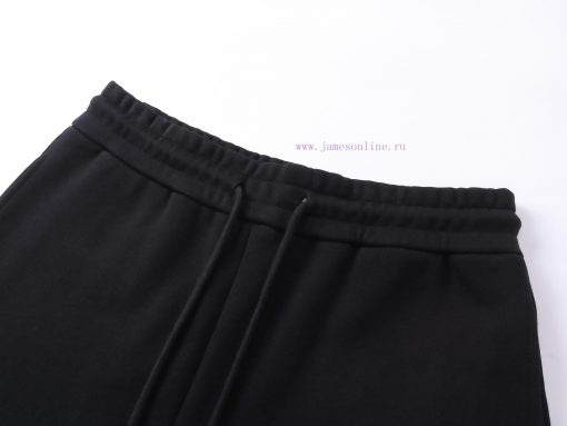 The New 11 Classic Styles Of Shorts For Spring And Summer 2025 LOEWE Are Made Of High-quality 3 iud9v2u5 - Image 5