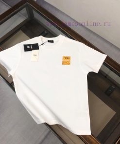 FENDI's New Spring/summer 2025 Cotton Short Sleeved T-shirt Weighing 270 Grams And Made Of Cust wn8fqrhe