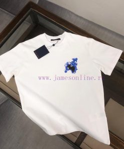 LV's New Summer Round Neck Short Sleeved T-shirt Is Made Of High-end Pure Cotton Fabric With A p6k3vtrm