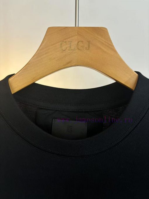 Top Level Real-life PhotosGivenchy Givenchy. 25SS 3D Letter Embroidered Short Sleeved T-shirtTh 9nxbfixh - Image 7