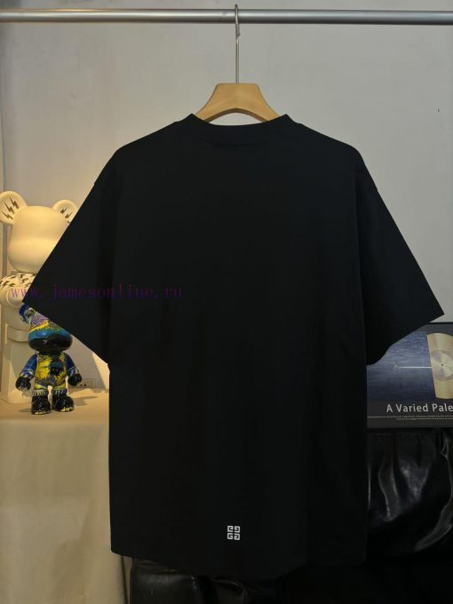 Top Level Real-life PhotosGivenchy Givenchy. 25SS Reflective Lightning Printed Short Sleeve T-s phat2qee - Image 3