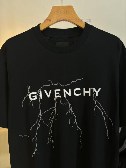 Top Level Real-life PhotosGivenchy Givenchy. 25SS Reflective Lightning Printed Short Sleeve T-s phat2qee - Image 6