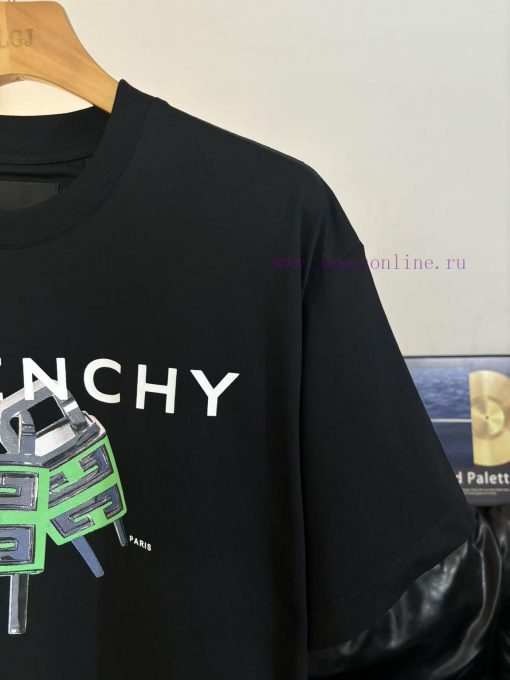 Top Level Real-life PhotosGivenchy Givenchy. 25SS Classic Lock Print Short Sleeve T-shirtThe Fa 2tn0xiji - Image 5