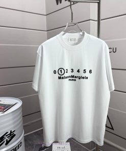 # MM6 Magi * La 2025 Spring/Summer New Item MM6 Number Letter Classic Foam Craft Short Sleeve T 77c7nct3