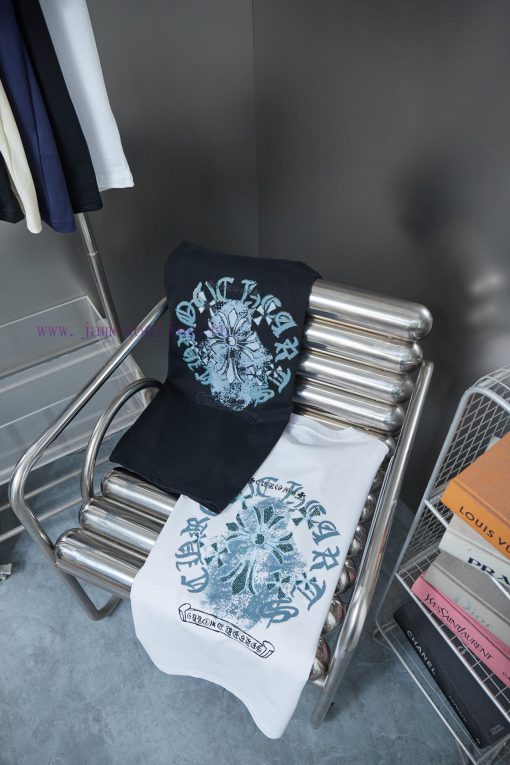 Ch * Ome Hearte 25SS Early Spring New Collection Croheart Graffiti Printed Hot Diamond Short Sl pv3u1ppj - Image 10
