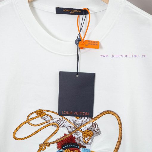 LV Louis Spring/Summer New Embroidered Short Sleeved T-shirt With Front And Back Panels Made Of 88rvphjq - Image 4