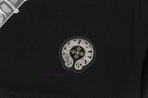 The Front And Back Of The CHROME HEARTS Short Sleeved T-shirt Feature High-end Hot Stamping And zw178cpy - Image 7