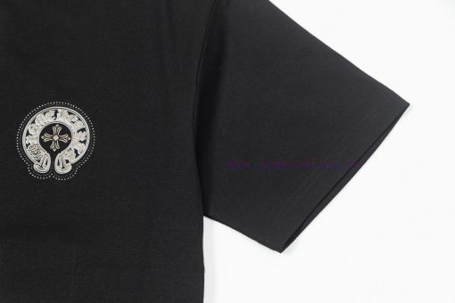 The Front And Back Of The CHROME HEARTS Short Sleeved T-shirt Feature High-end Hot Stamping And zw178cpy - Image 8
