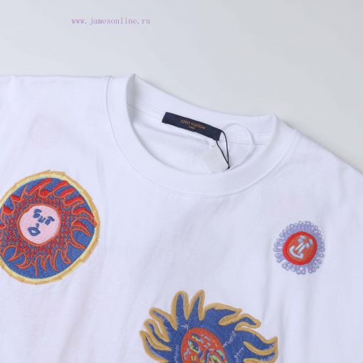 LV Louis Spring/Summer New Embroidered Short Sleeves Made Of High Quality Heavy Duty Double Yar fq6oglan - Image 4