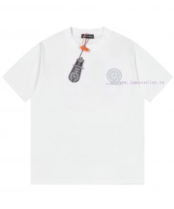 The Front And Back Of The CHROME HEARTS Short Sleeved T-shirt Feature High-end Hot Stamping And 8vsiw8p0