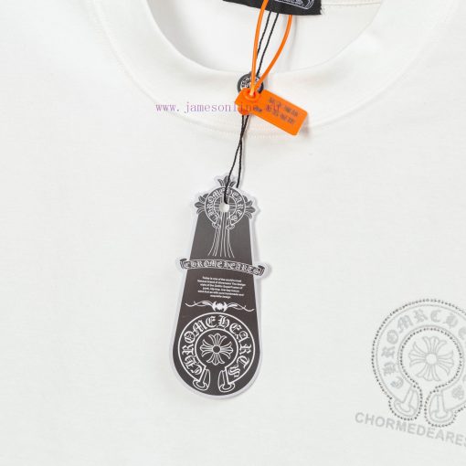 The Front And Back Of The CHROME HEARTS Short Sleeved T-shirt Feature High-end Hot Stamping And 1hn7m10x - Image 4