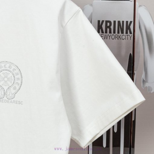 The Front And Back Of The CHROME HEARTS Short Sleeved T-shirt Feature High-end Hot Stamping And 1hn7m10x - Image 5