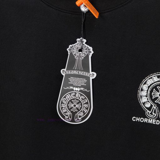 The Front And Back Of The CHROME HEARTS Short Sleeved T-shirt Feature High-end Hot Stamping And ogmqvffu - Image 6